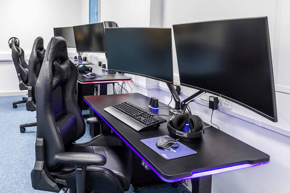 gaming stations in the e sports room